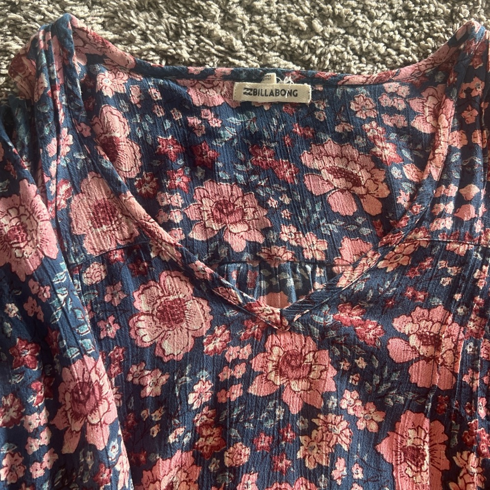 Billabong Women's Floral Blue and Pink Top